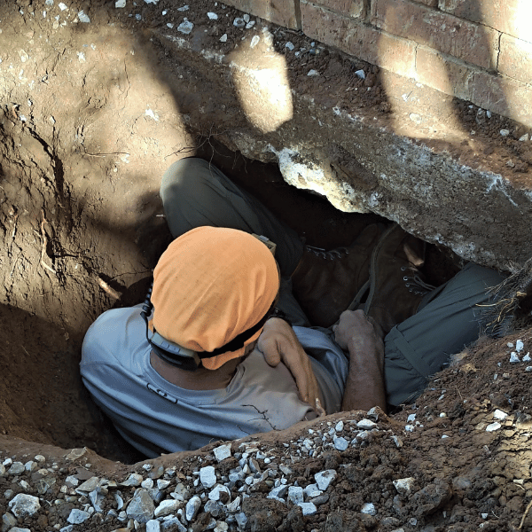 Barracuda pest inspection under foundation